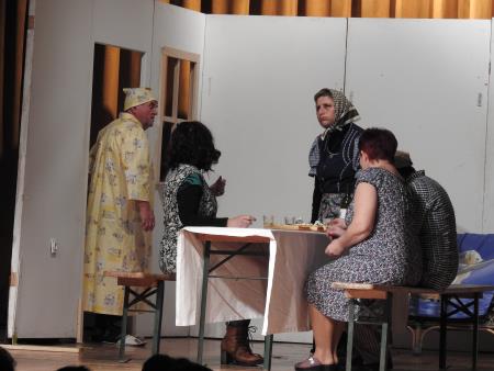 Dramska sekcija KD Cven, organizirala Veseli večer tudi v Domu kulture Razkrižje 18